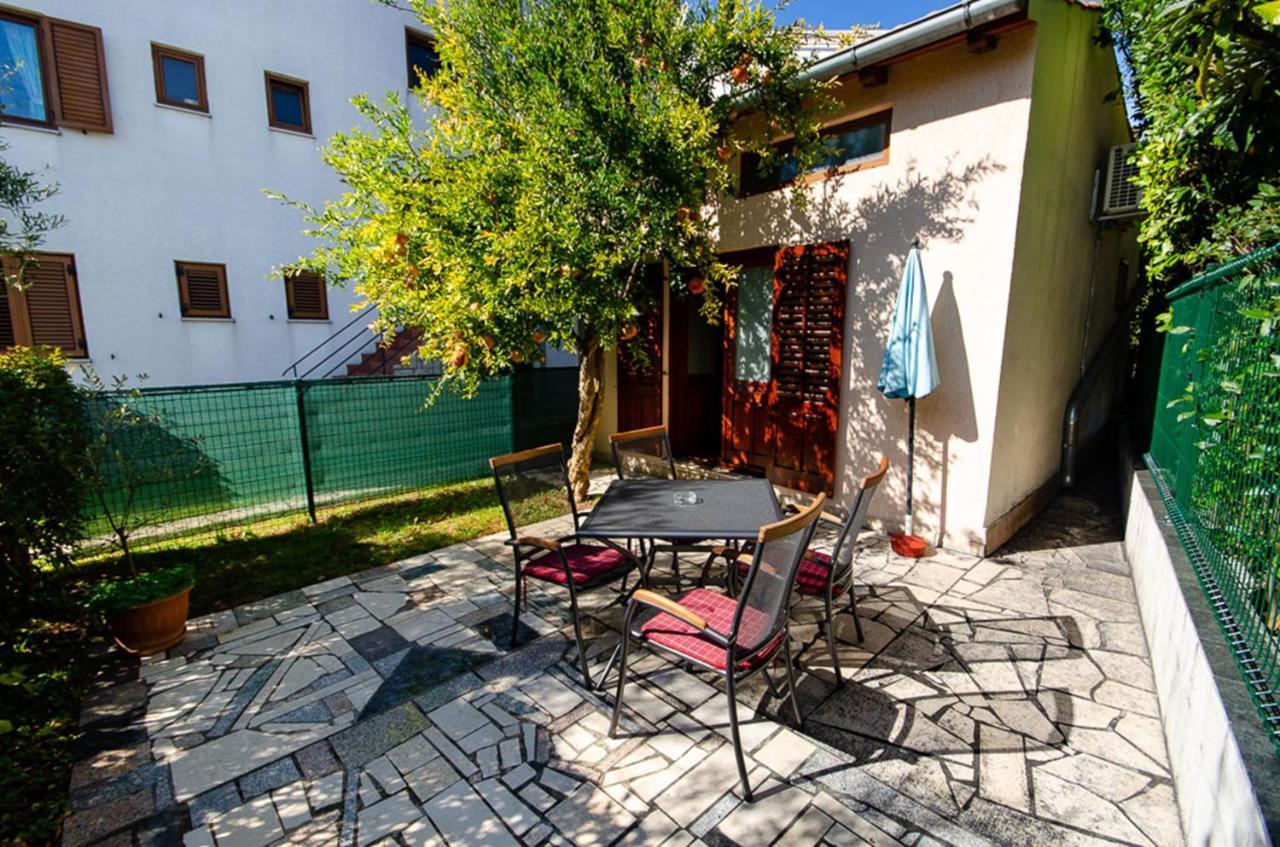 Apartments Adria Rovinj Eksteriør billede