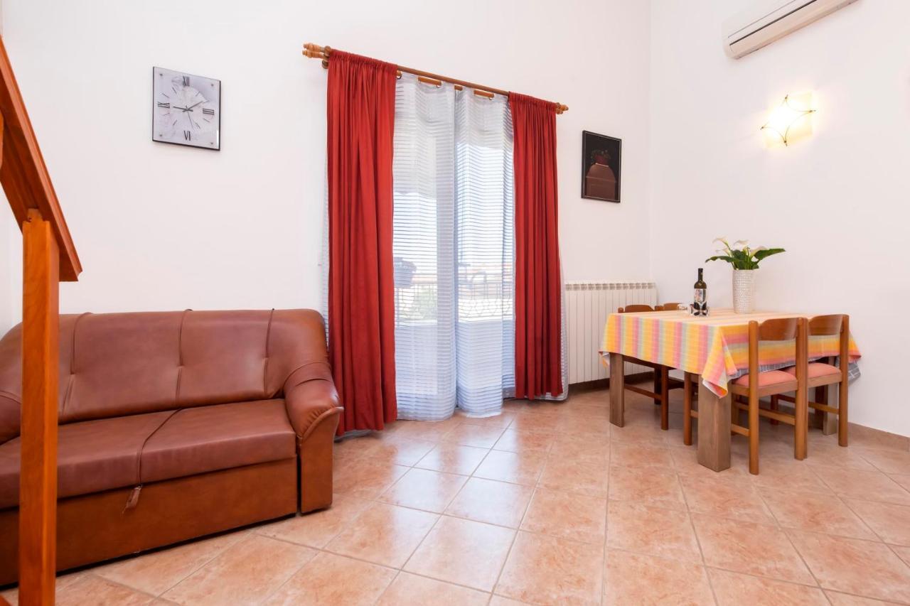 Apartments Adria Rovinj Eksteriør billede